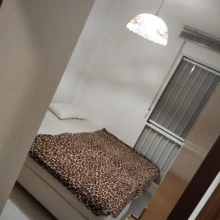 Homestay Private - Shared Bathroom *
